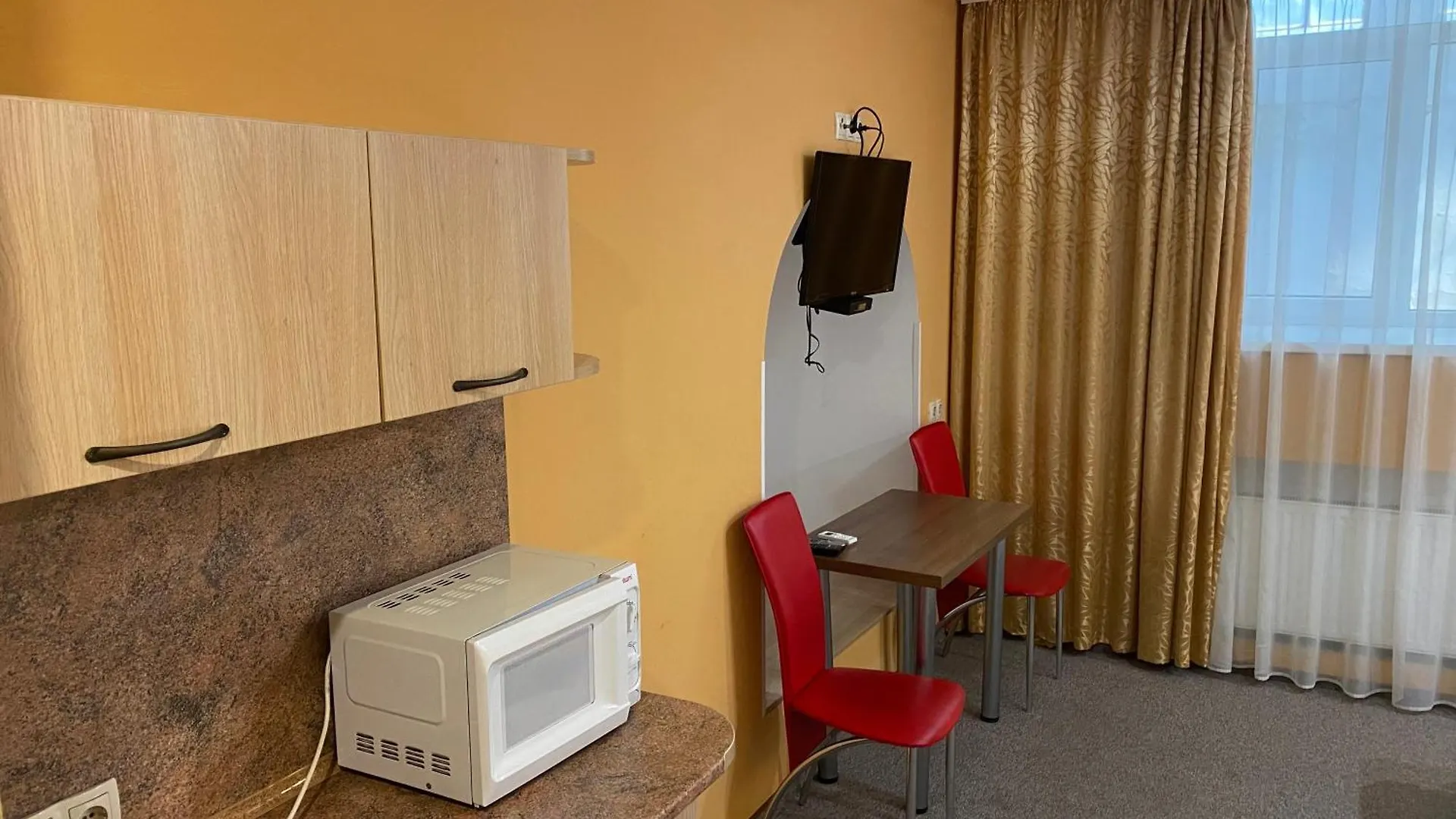Hotel Golden Gate Inn Kyiv