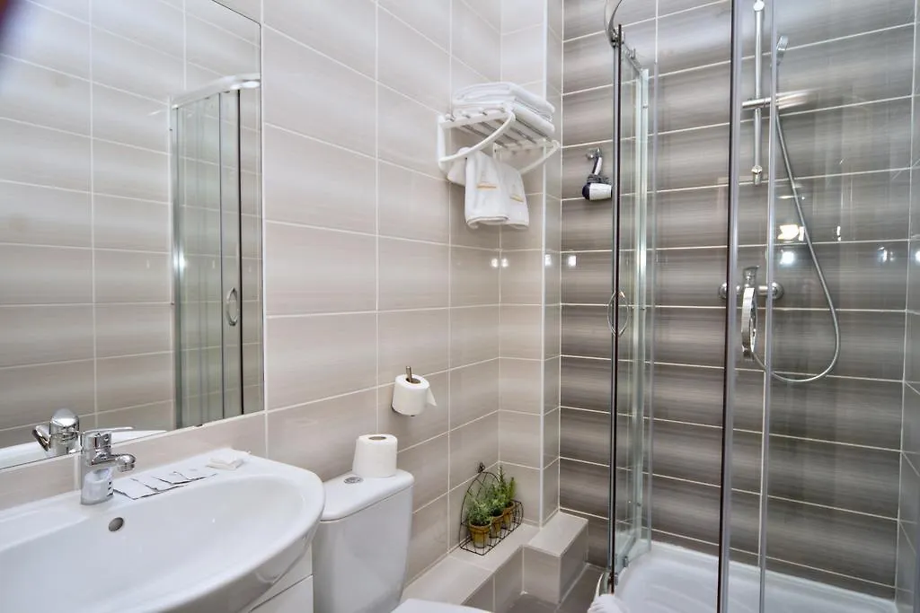 Golden Gate Inn Kyiv 3*,  Ukraine