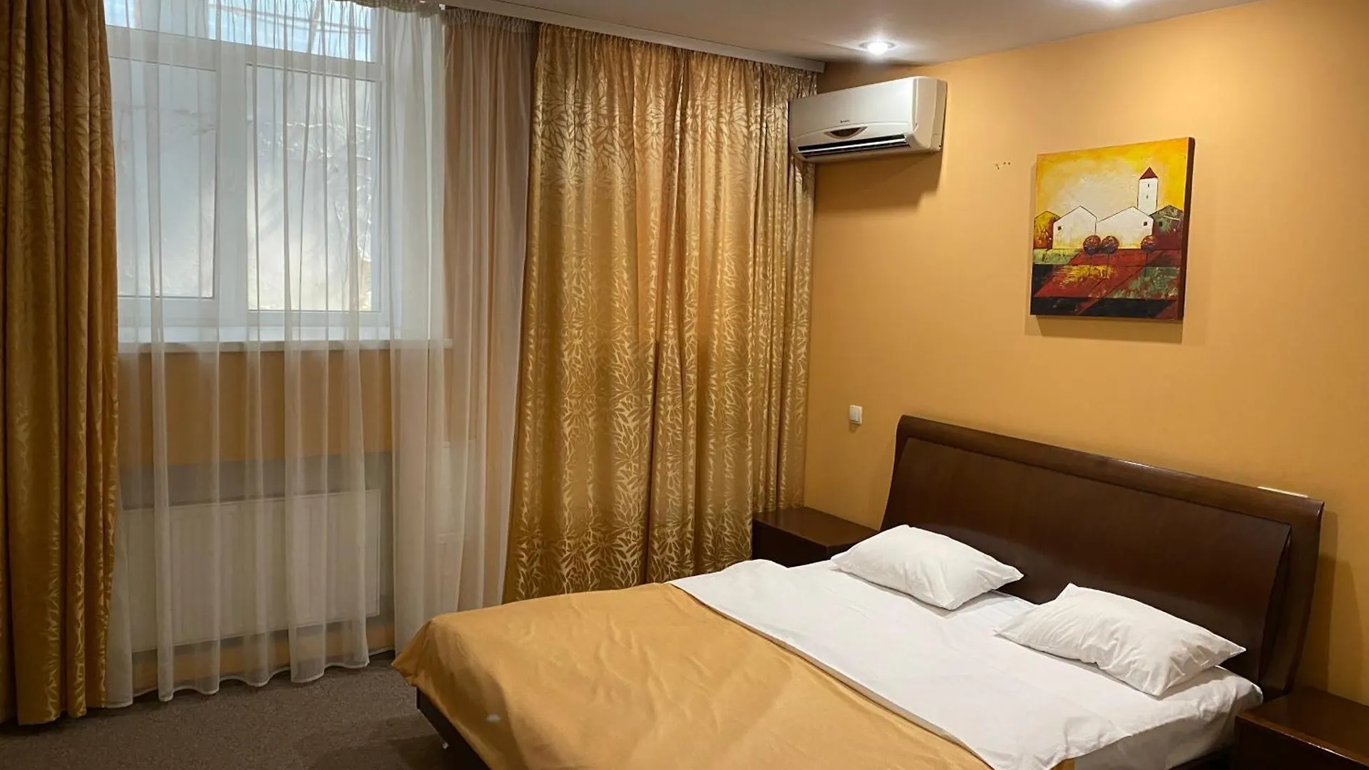Golden Gate Inn Kyiv Ukraine
